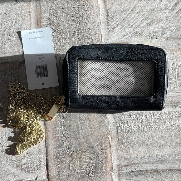 Steve Madden Wallet on Chain - Picture 2 of 6